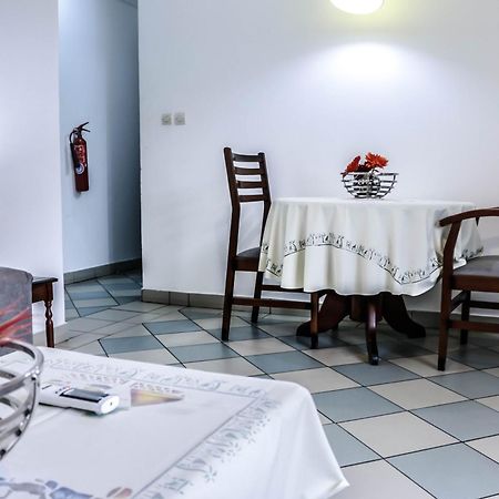 Tchero Appartement 1 Douala Exteriér fotografie